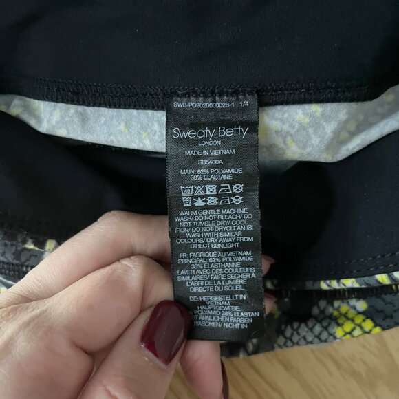 Sweaty Betty The Power Full Length Leggings Black Green Yellow Snakeskin Print M - Picture 10 of 10